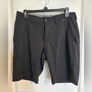 Travis Mathew Golf Shorts (Black) Waist Size 30.